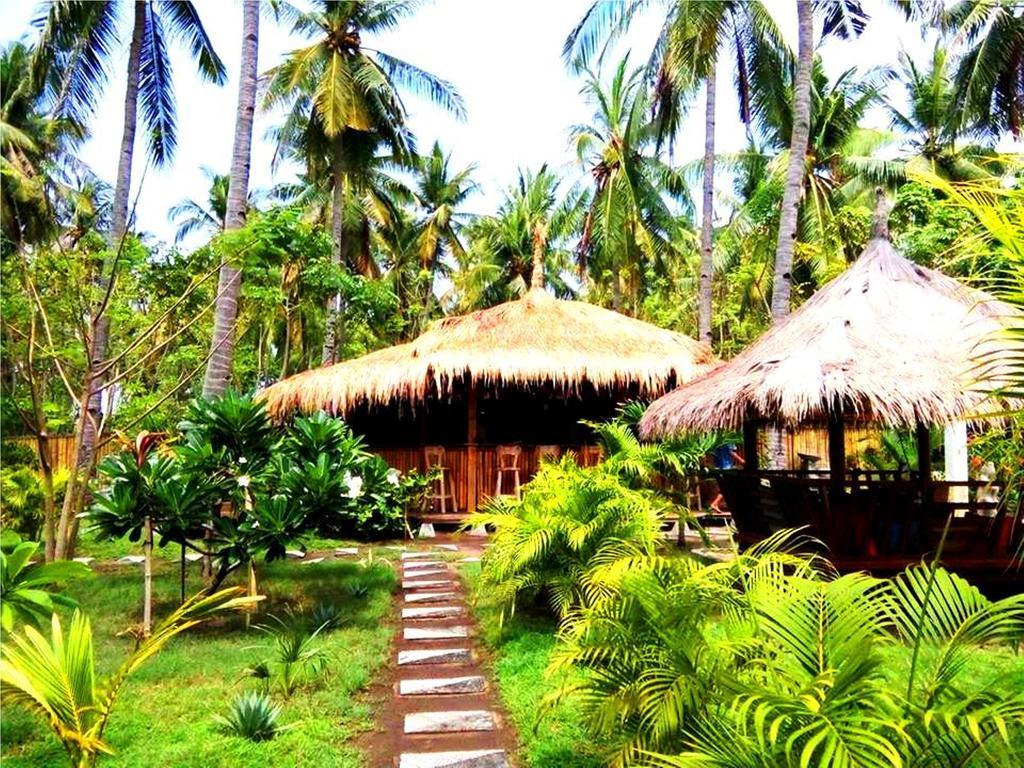Kebun Kupu Kupu Gili Meno Eco Resort エクステリア 写真